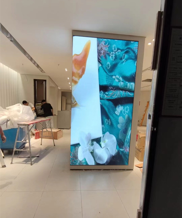 陆丰商场门店转角LED显示屏